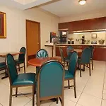Wingate By Wyndham Clearfield 