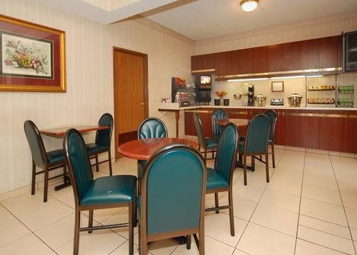 Hotel Wingate By Wyndham 3*